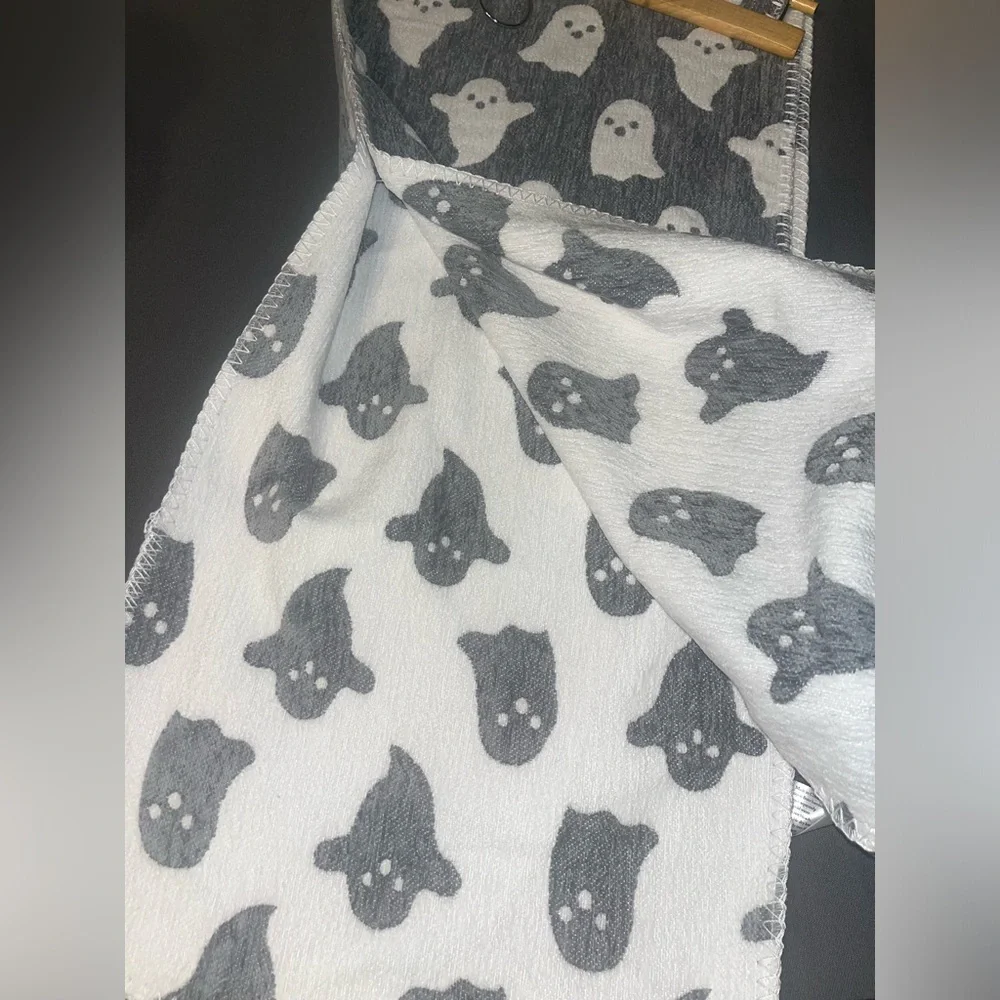 💕Cupcakes and Cashmere Halloween Ghost Table Runner & Set of Ghost Hand Towels